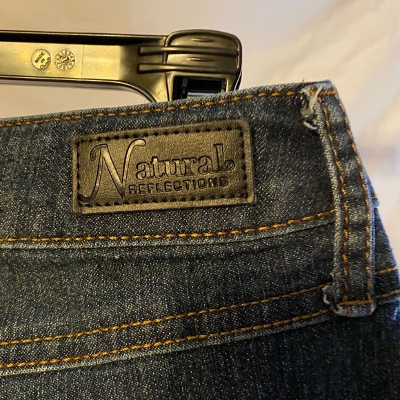 EUC Natural Reflections denim jeans. Size 12P. - Picture 7 of 11